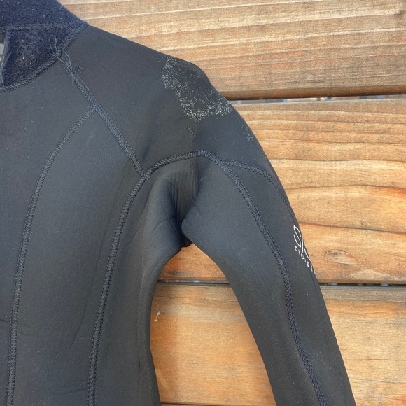 Sisstr Evolution kids wetsuit size 6 - Picture 5 of 11